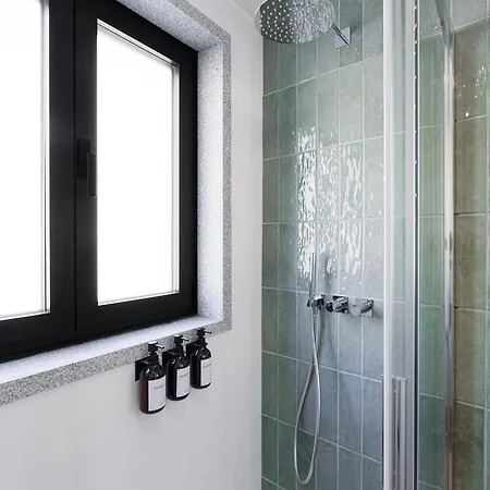 Paranhos Boutique - Bright 1br B